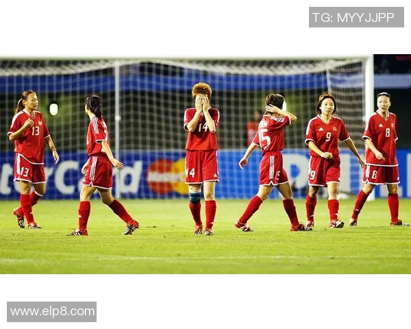 世界杯精彩对决那不勒斯与拜仁战成平局全场沸腾瞬间回顾