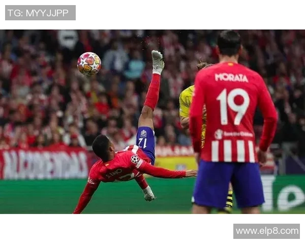 德甲激战AC米兰逆转巴萨乌龙球引发全场狂欢与转会传闻