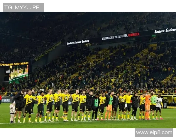 德甲惊现冷门多特蒙德与波尔图战成平局引发全场热议