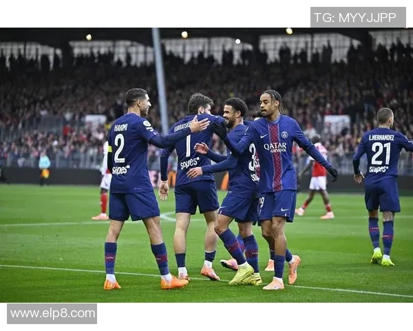 英超激战：尤文图斯大胜巴黎圣日耳曼引发全场狂欢赛后深度解析